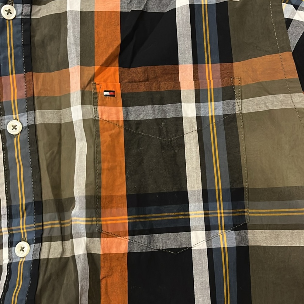 Men’s button down - Picture 3 of 4